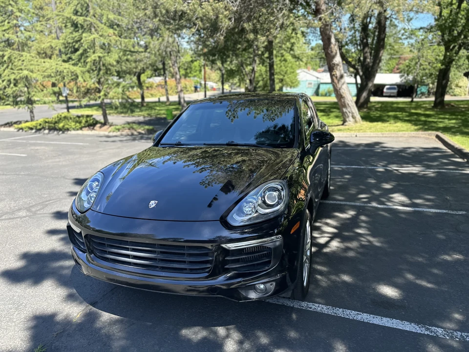 2015 Porsche 958 Cayenne S - Image 3 of 31