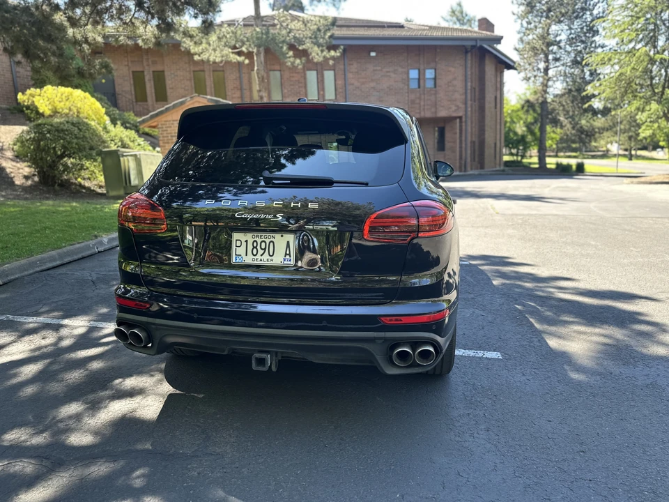 2015 Porsche 958 Cayenne S - Image 24 of 31