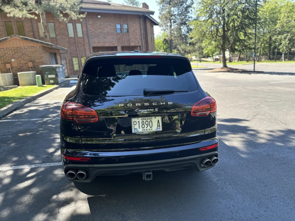 2015 Porsche 958 Cayenne S - Image 20 of 31