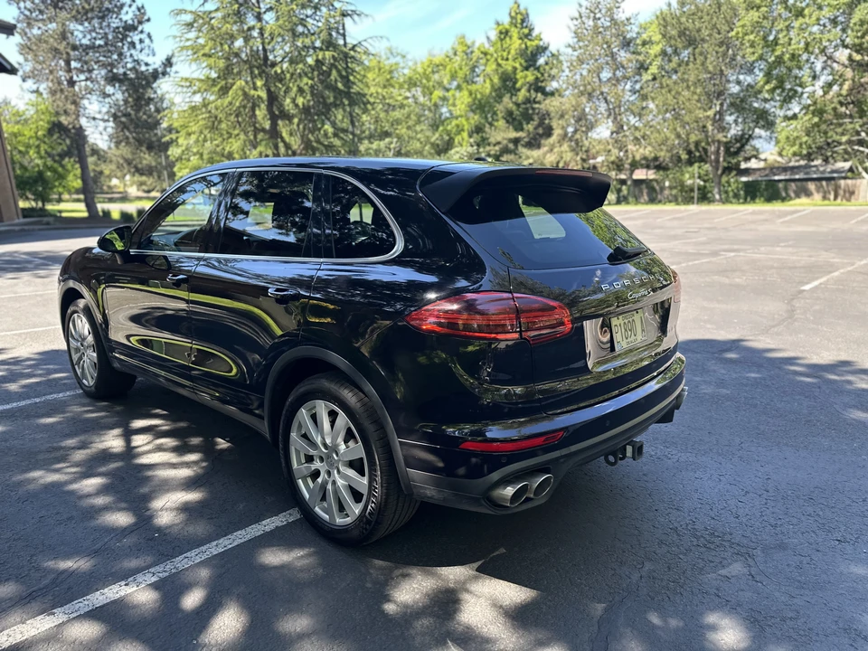2015 Porsche 958 Cayenne S - Image 15 of 31