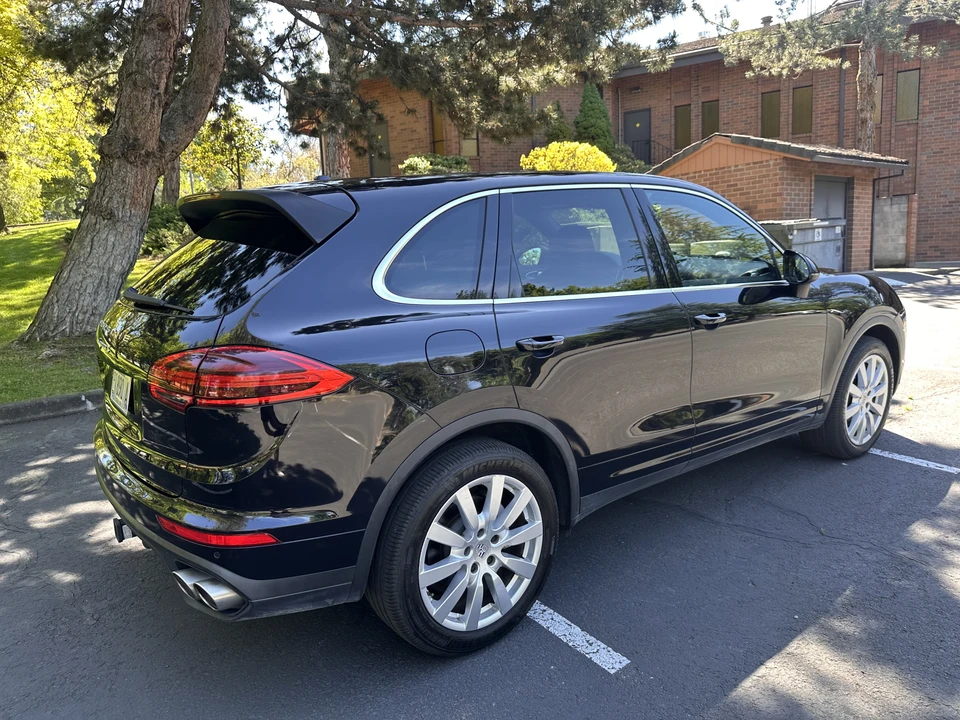 2015 Porsche 958 Cayenne S - Image 30 of 31