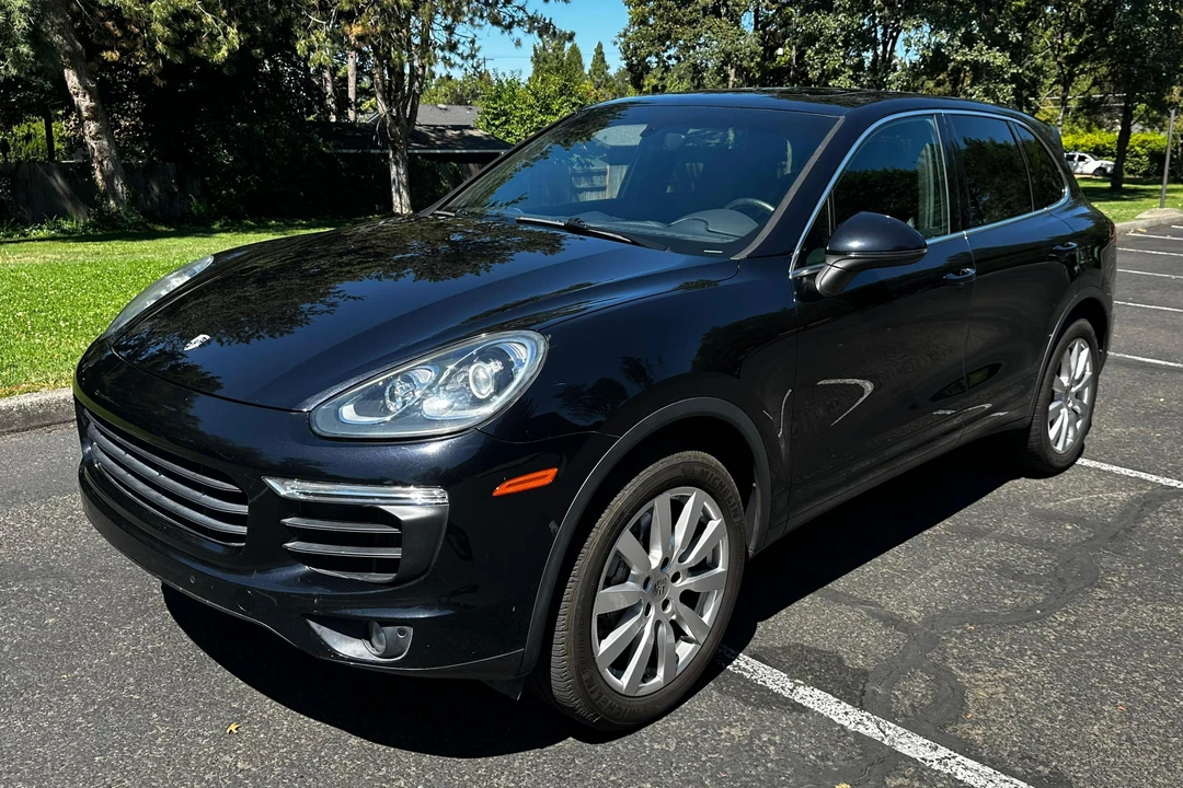 2015 Porsche 958 Cayenne S - Image 3 of 31