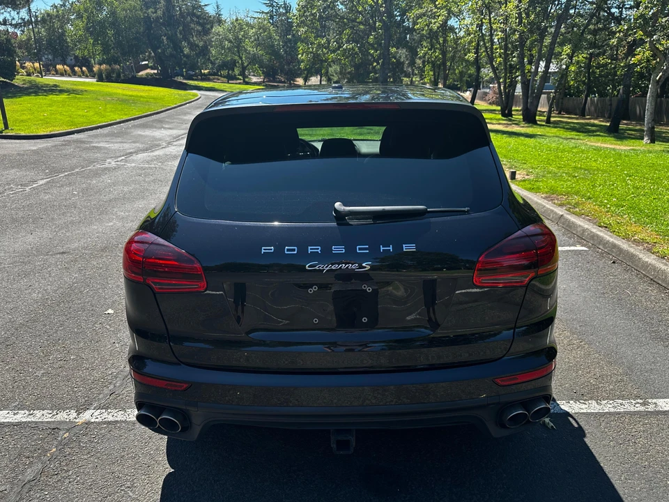 2015 Porsche 958 Cayenne S - Image 9 of 31