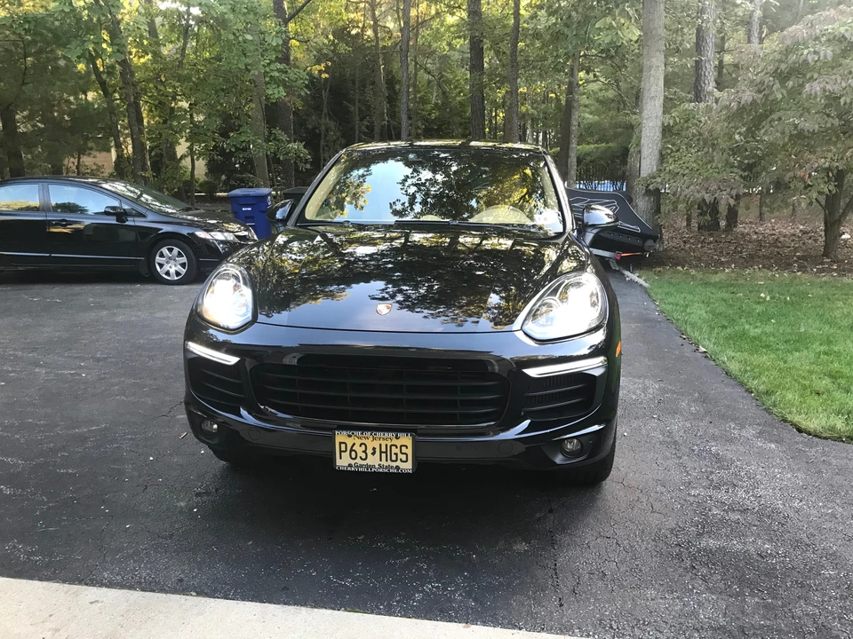 2015 Porsche 958 Cayenne S - Image 4 of 8