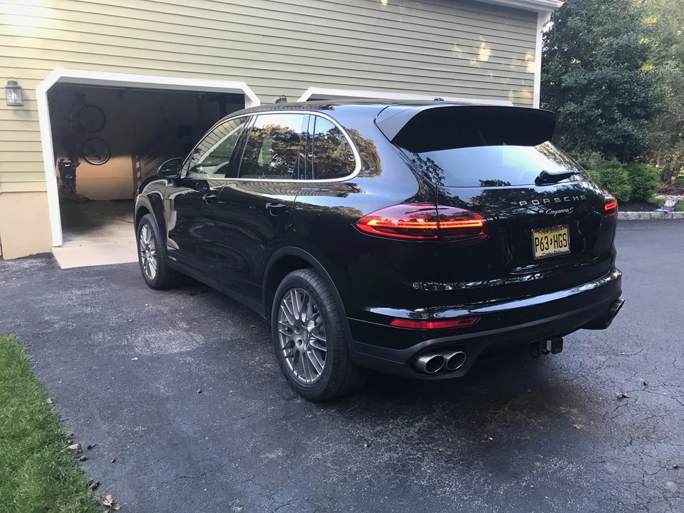 2015 Porsche 958 Cayenne S - Image 7 of 8