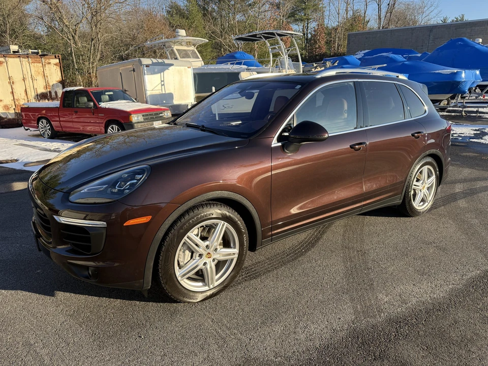 2015 Porsche 958 Cayenne S - Image 8 of 31