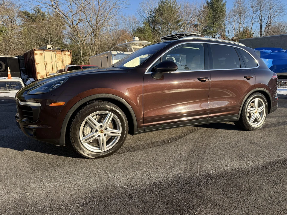 2015 Porsche 958 Cayenne S - Image 5 of 31