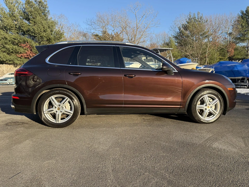 2015 Porsche 958 Cayenne S - Image 26 of 31