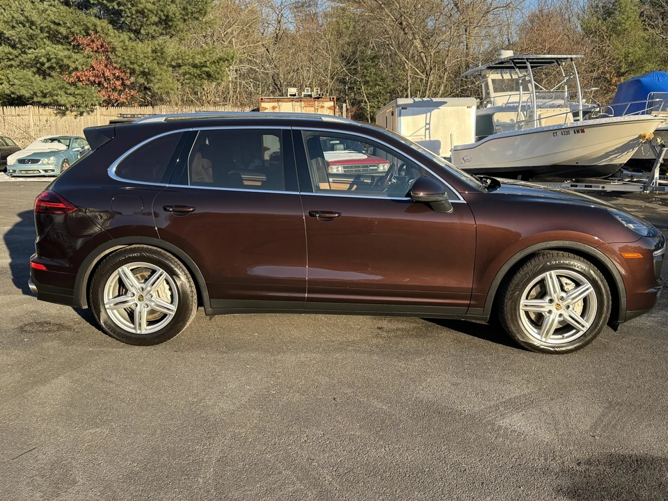 2015 Porsche 958 Cayenne S - Image 28 of 31