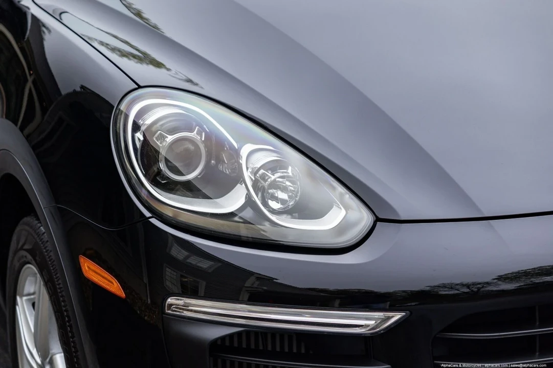 2015 Porsche 958 Cayenne S - Image 11 of 21