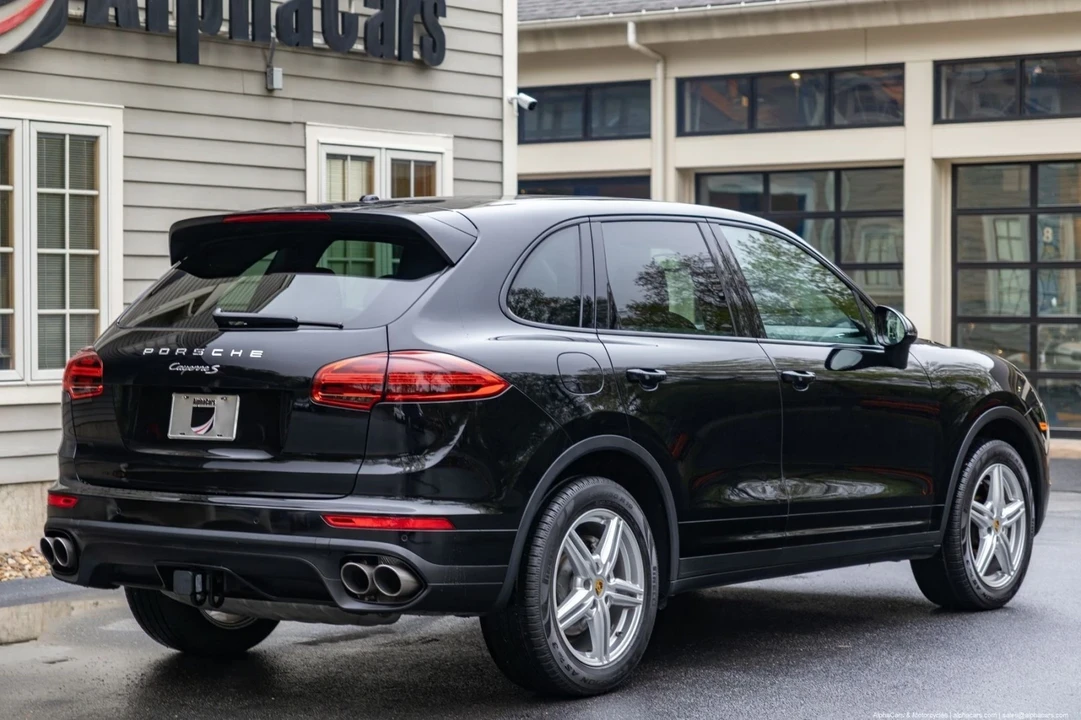 2015 Porsche 958 Cayenne S - Image 6 of 21