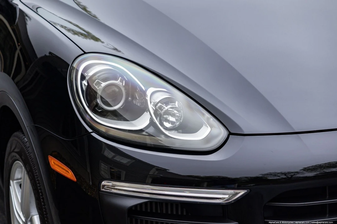 2015 Porsche 958 Cayenne S - Image 11 of 21