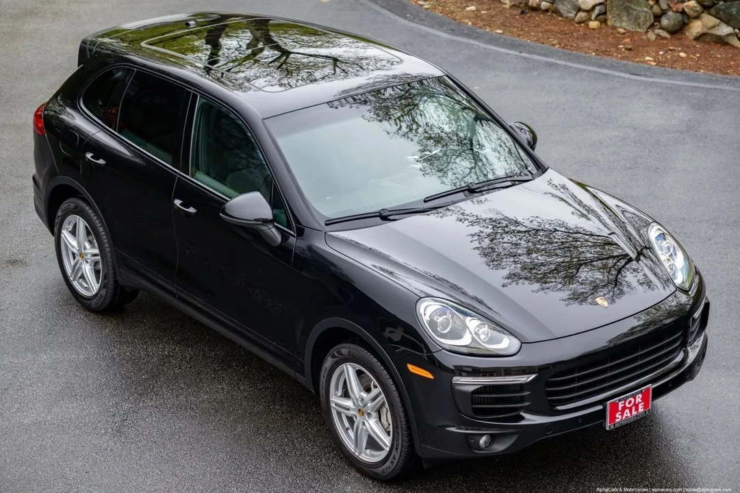 2015 Porsche 958 Cayenne S - Image 3 of 21