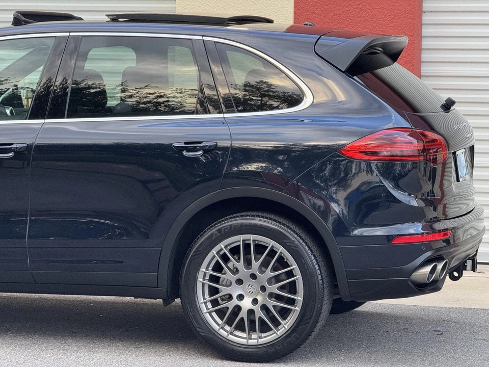 2015 Porsche 958 Cayenne S - Image 21 of 31