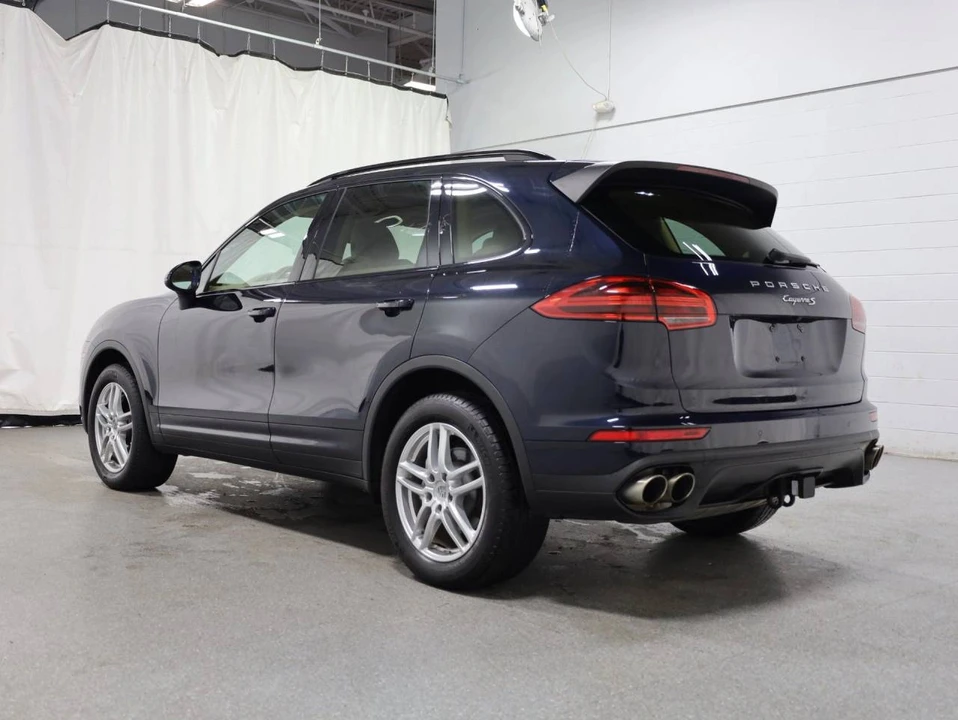 2015 Porsche 958 Cayenne S - Image 3 of 5