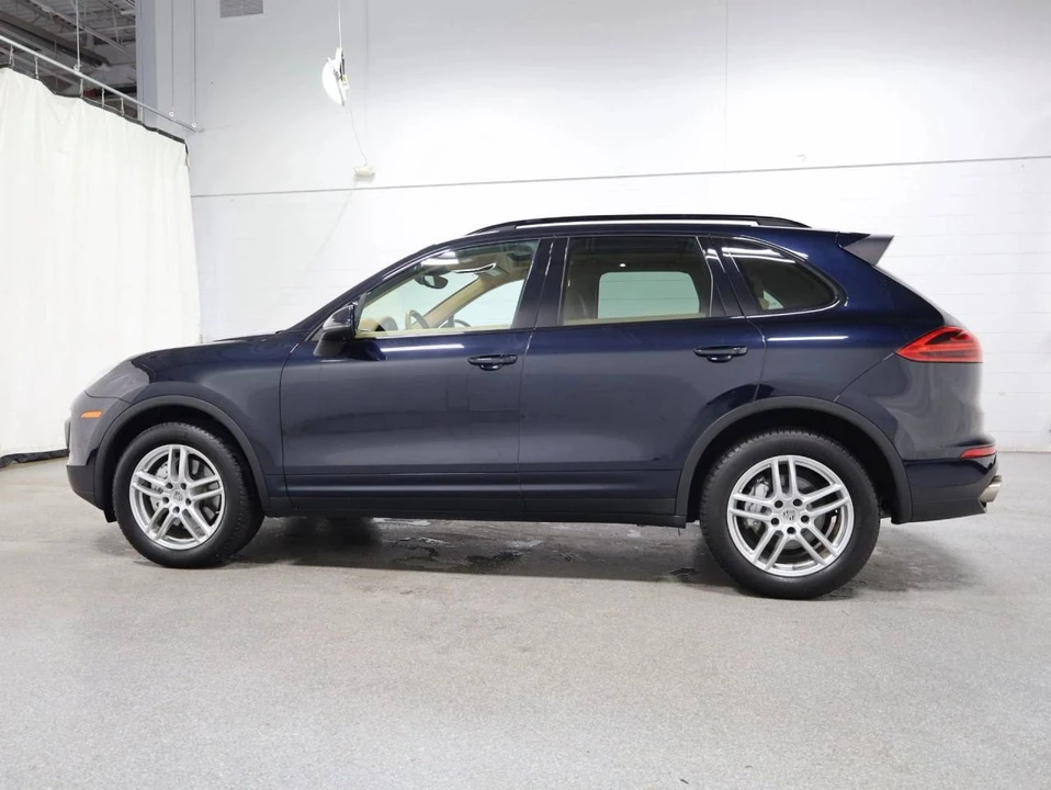 2015 Porsche 958 Cayenne S - Image 2 of 5