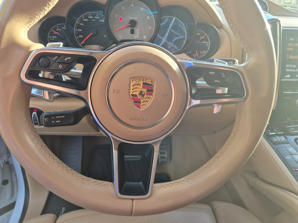 2015 Porsche 958 Cayenne S - Image 15 of 19