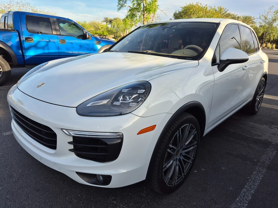 2015 Porsche 958 Cayenne S - Image 17 of 19