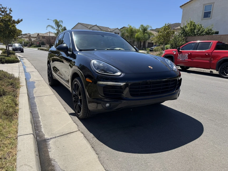 2015 Porsche 958 Cayenne S - Image 7 of 22