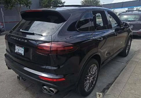 2015 Porsche 958 Cayenne S - Image 3 of 13