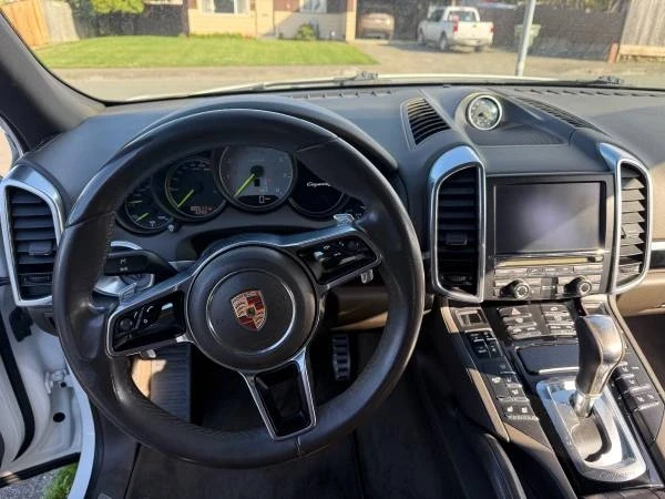 2015 Porsche 958 Cayenne - Image 8 of 13