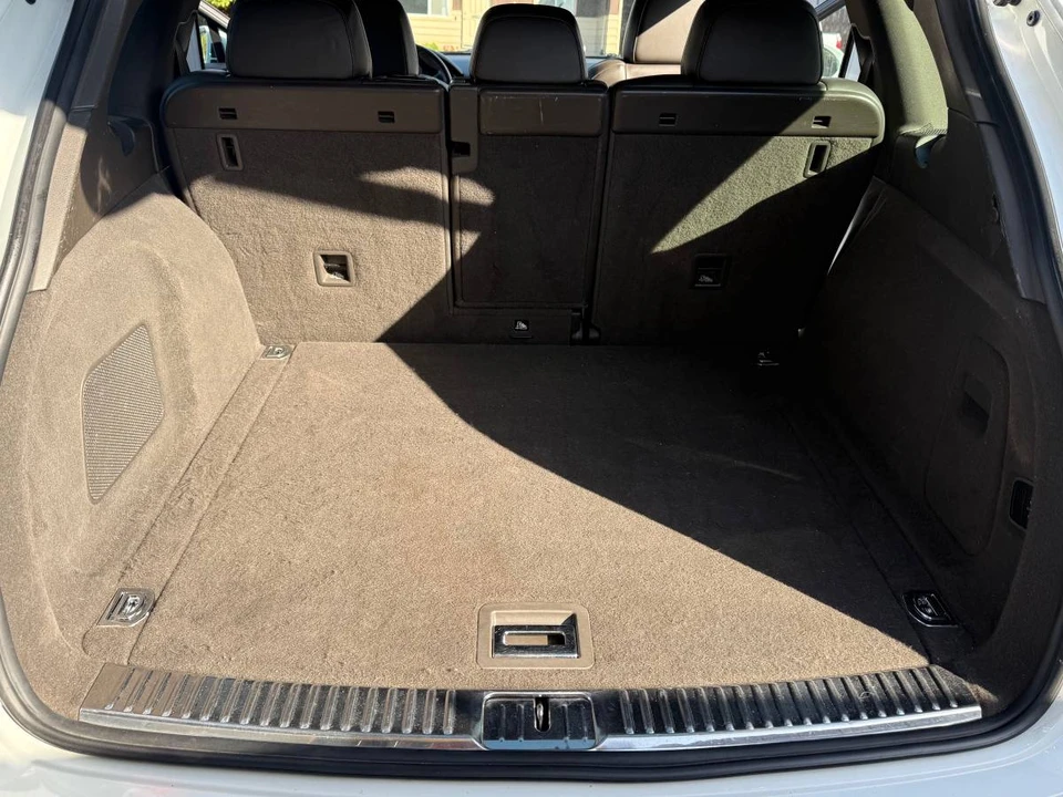 2015 Porsche 958 Cayenne - Image 9 of 11