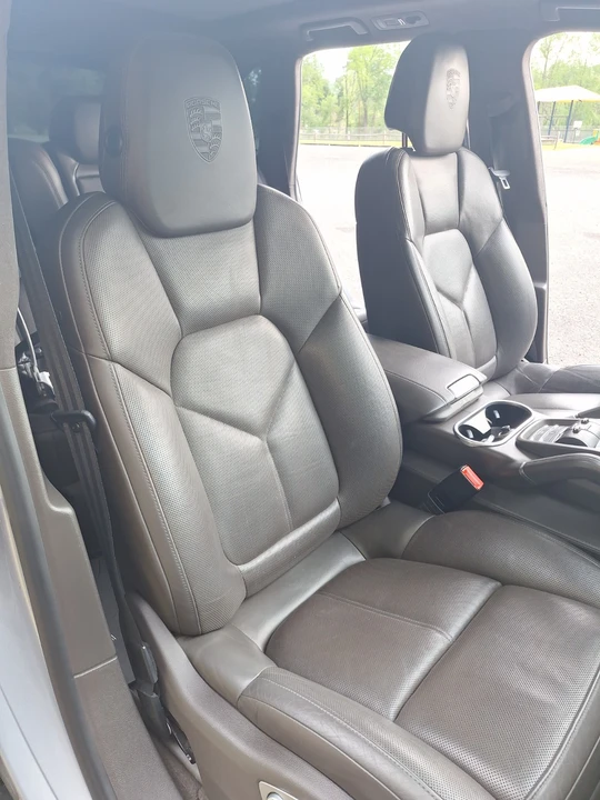 2015 Porsche 958 Cayenne Turbo - Image 17 of 24