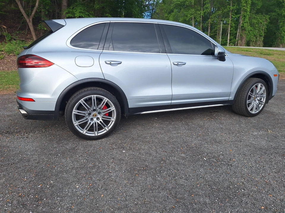 2015 Porsche 958 Cayenne Turbo - Image 8 of 24