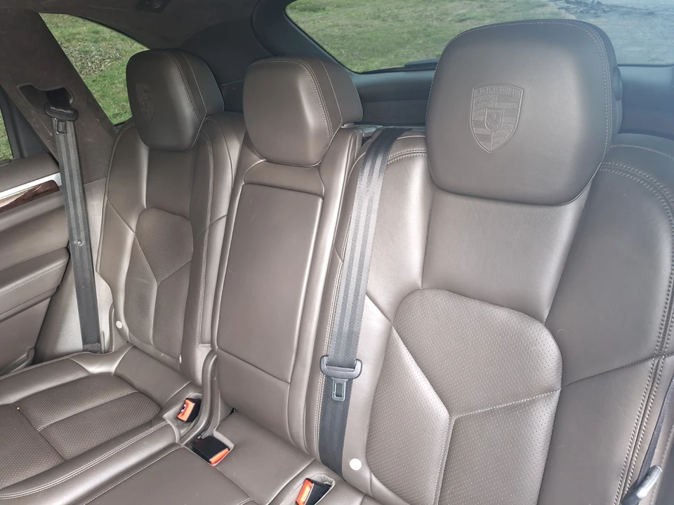 2015 Porsche 958 Cayenne Turbo - Image 18 of 24