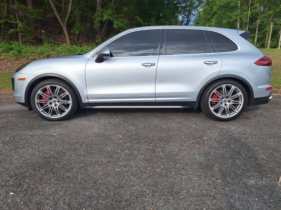2015 Porsche 958 Cayenne Turbo - Image 3 of 24