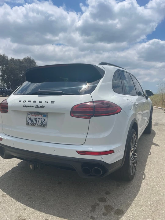 2015 Porsche 958 Cayenne Turbo - Image 3 of 15