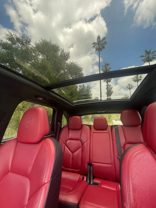 2015 Porsche 958 Cayenne Turbo - Image 13 of 15