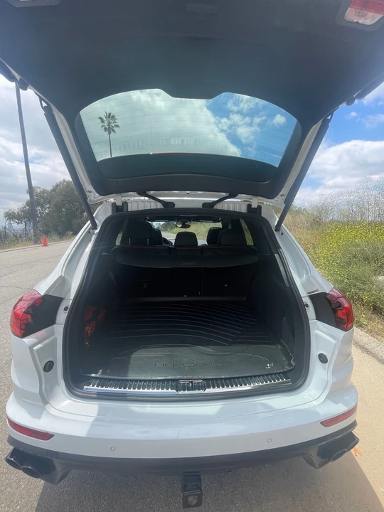 2015 Porsche 958 Cayenne Turbo - Image 6 of 15