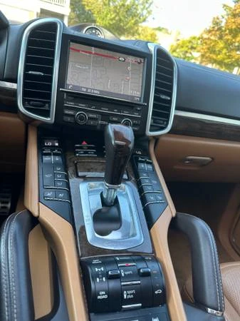 2015 Porsche 958 Cayenne Turbo - Image 19 of 21