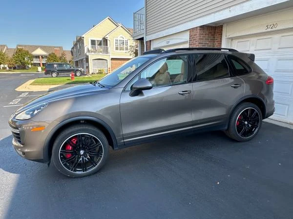 2015 Porsche 958 Cayenne Turbo - Image 4 of 21