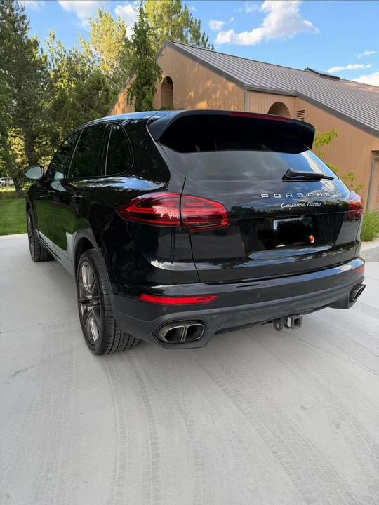 2015 Porsche 958 Cayenne Turbo - Image 2 of 25