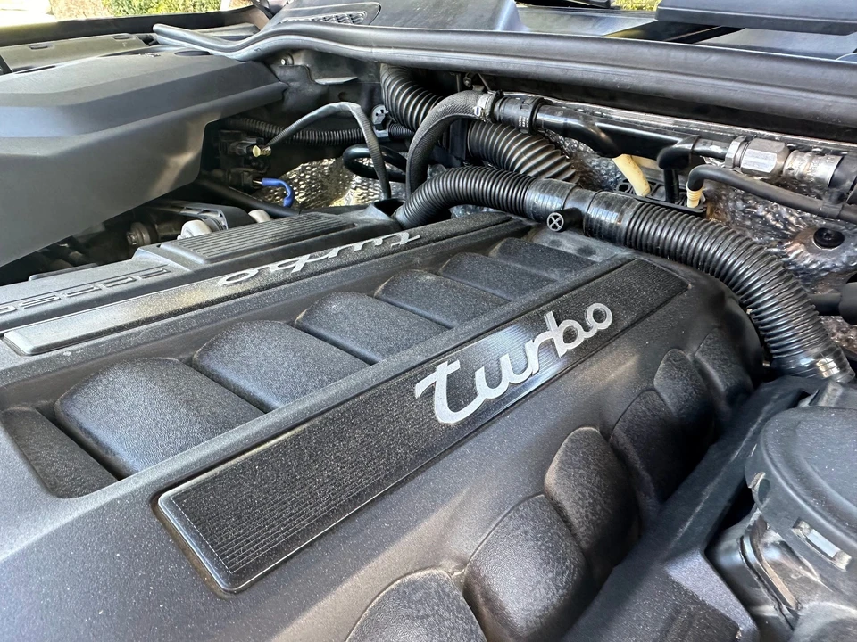 2015 Porsche 958 Cayenne Turbo - Image 4 of 9
