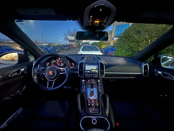 2015 Porsche 958 Cayenne Turbo - Image 9 of 15