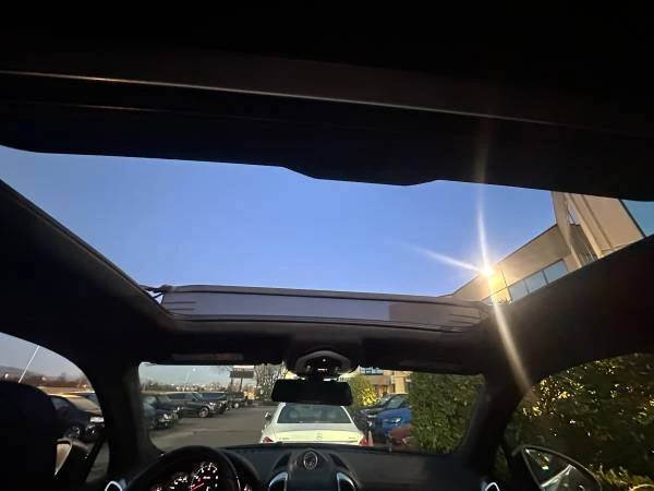 2015 Porsche 958 Cayenne Turbo - Image 10 of 15