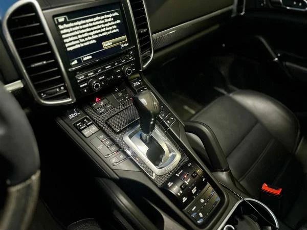 2015 Porsche 958 Cayenne Turbo - Image 6 of 15