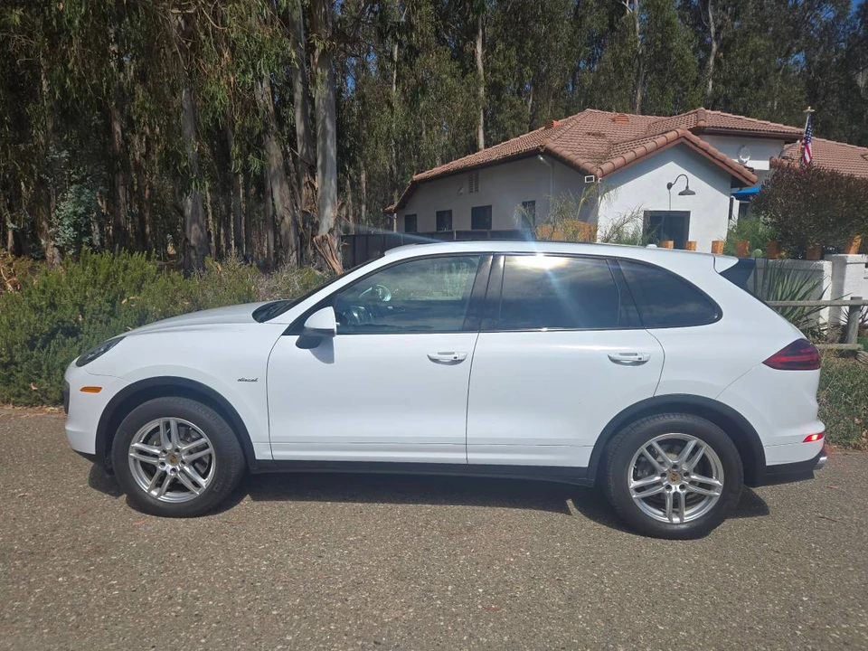 2015 Porsche 958 Cayenne Diesel - Image 5 of 15