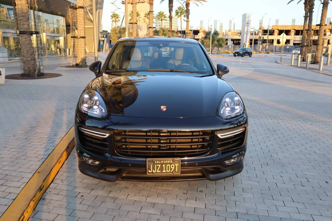 2015 Porsche 958 Cayenne Turbo - Image 3 of 24