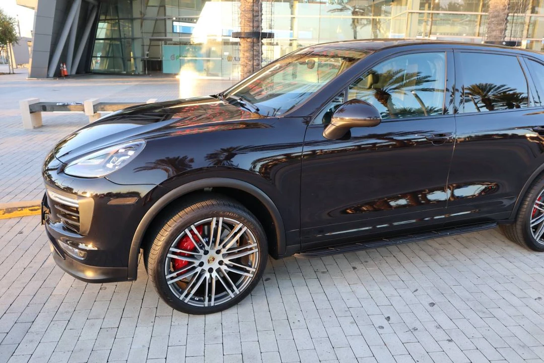 2015 Porsche 958 Cayenne Turbo - Image 5 of 24