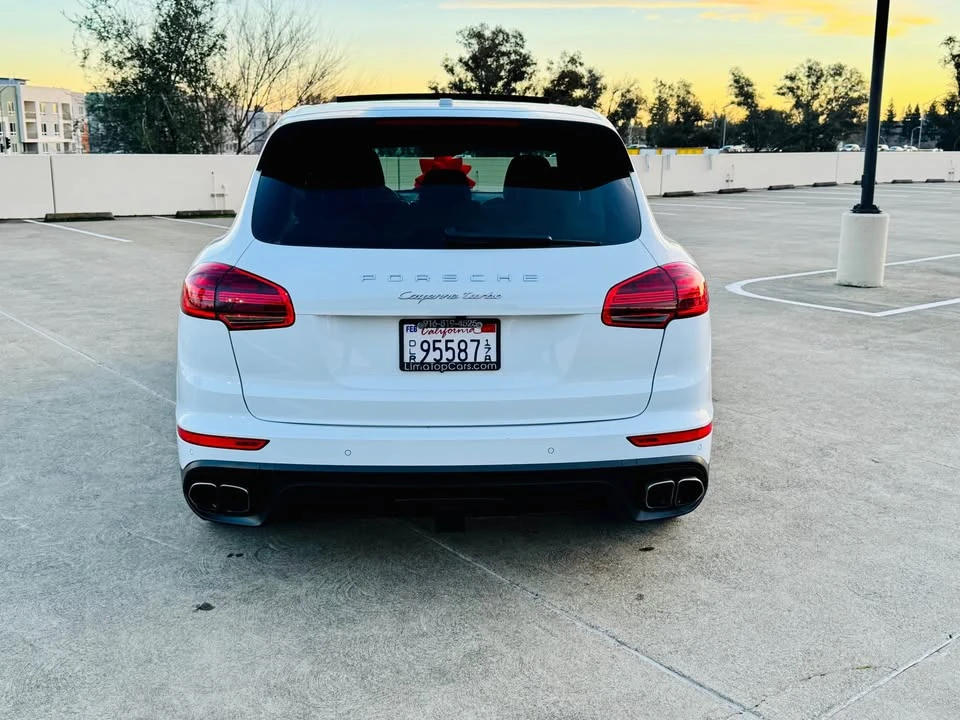 2015 Porsche 958 Cayenne Turbo - Image 4 of 20