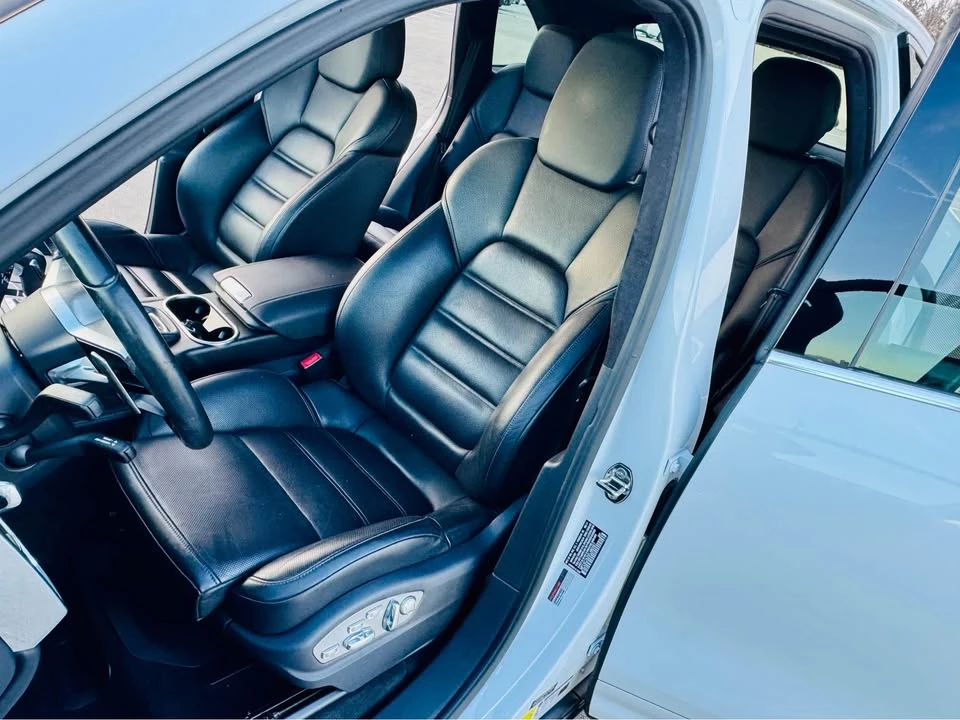 2015 Porsche 958 Cayenne Turbo - Image 12 of 20