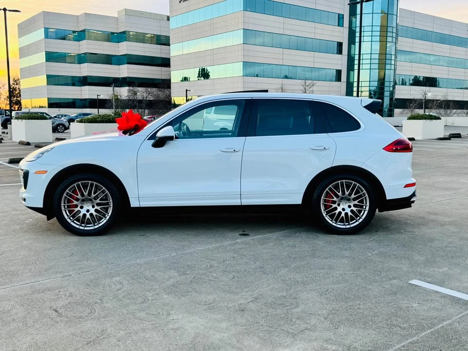 2015 Porsche 958 Cayenne Turbo - Image 6 of 20