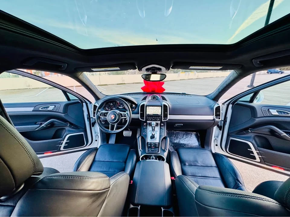 2015 Porsche 958 Cayenne Turbo - Image 15 of 20