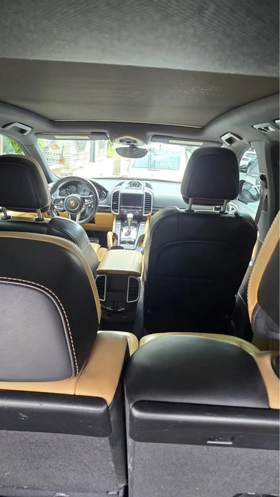 2015 Porsche 958 Cayenne - Image 8 of 12