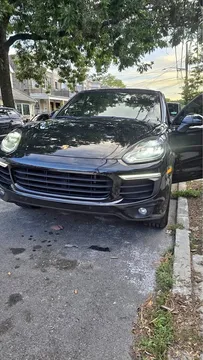 2015 Porsche Cayenne Turbo S E-Hybrid Sport Utility 4D