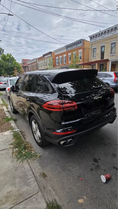 2015 Porsche 958 Cayenne - Image 11 of 12